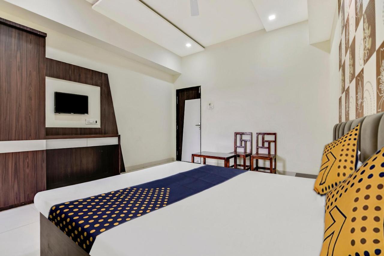 Spot On 62545 Sai Resort Hingoli Exteriör bild