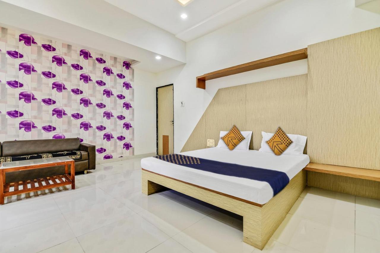 Spot On 62545 Sai Resort Hingoli Exteriör bild